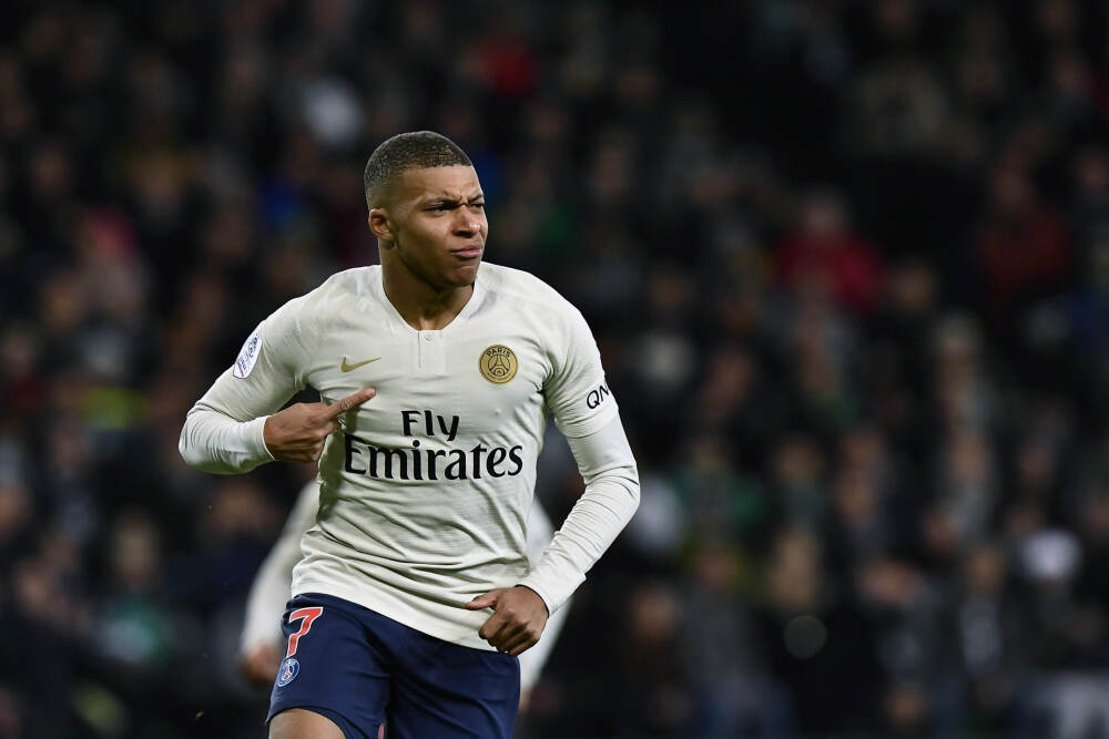 黑色星越L颜值爆表，但这个烦恼车主都懂